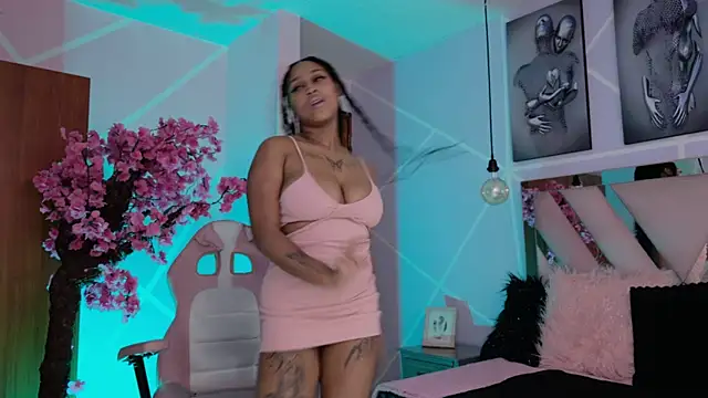 Snapshot of Elith_noa chatting on November 8, 7:23 pm Elith noa online show from November 8, 7:23 pm