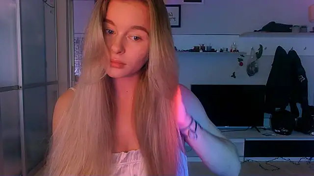 Eva Jaya online show from September 13, 5:18 am