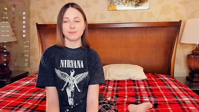 Snapshot of GemmaHanly chatting on December 10, 11:51 pm GemmaHanly online show from December 10, 11:51 pm