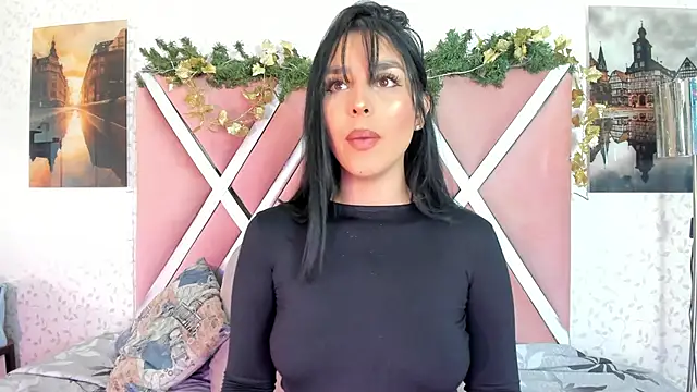  miaquevedo  online show from December 14, 12:10 pm