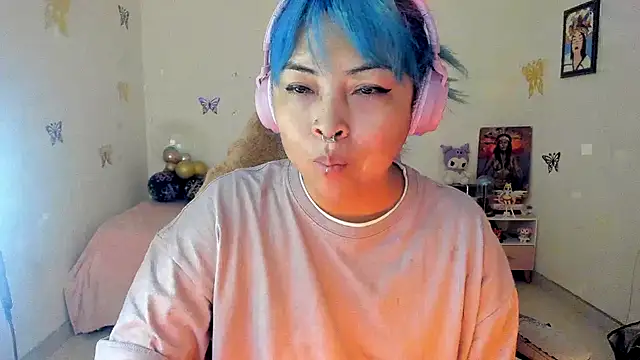 Snapshot of Shaddycute_ chatting on September 22, 4:53 pm Shaddycute online show from September 22, 4:53 pm