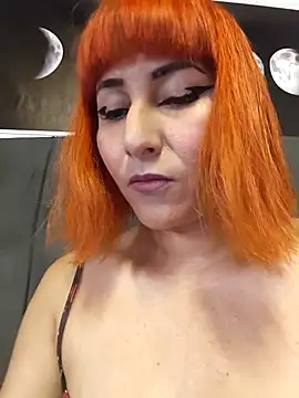 florecita9 online show from October 24, 5:20 pm