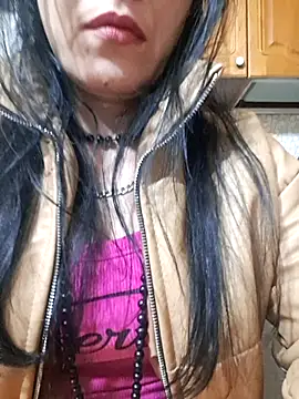 Snapshot of venezia21 chatting on February 21, 4:05 pm venezia21 online show from February 21, 4:05 pm