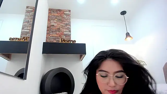 Snapshot of _nina_sweet chatting on December 21, 3:31 pm nina sweet online show from December 21, 3:31 pm