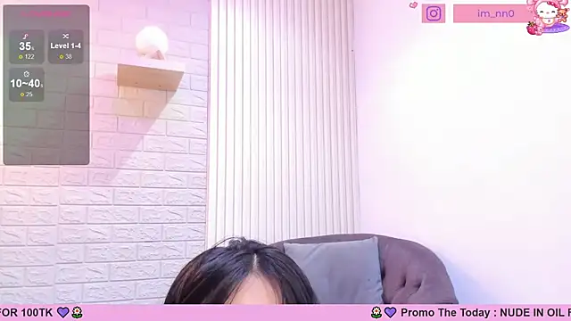 Snapshot of _nina_sweet chatting on January 3, 3:33 pm nina sweet online show from January 3, 3:33 pm