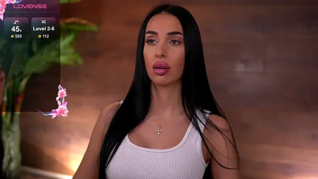 Snapshot of KairaAndrews chatting on November 19, 7:36 pm KairaAndrews online show from November 19, 7:36 pm