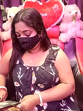 ella mariya online show from February 3, 7:52 pm