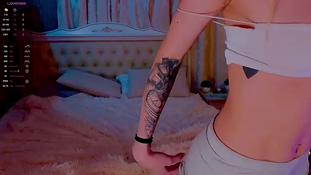 Saillise online show from December 22, 12:07 am