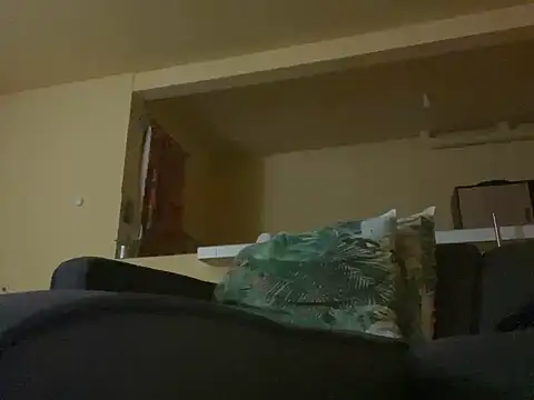 Snapshot of chris_sbh chatting on February 9, 12:39 am chris sbh online show from February 9, 12:39 am