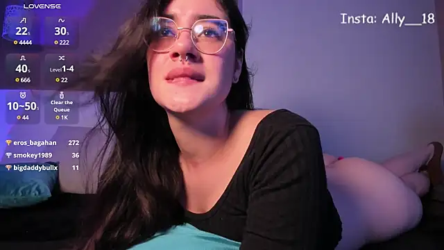 Snapshot of Ally_addams chatting on December 30, 7:04 am Ally addams online show from December 30, 7:04 am