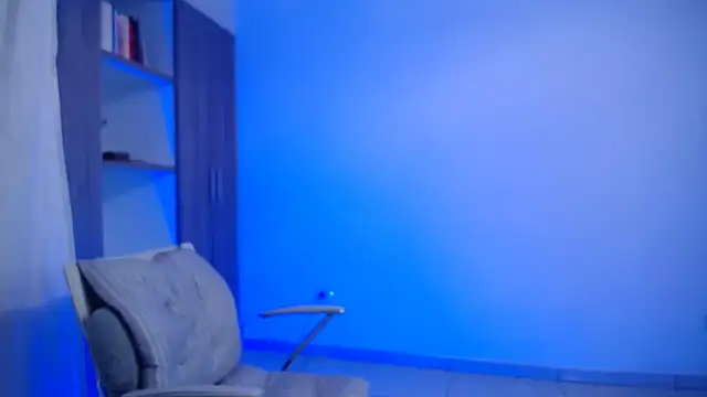 candydowson1 online show from December 22, 2:36 pm