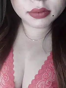 Snapshot of Ta_sonia_07 chatting on January 30, 6:32 pm Ta sonia 07 online show from January 30, 6:32 pm