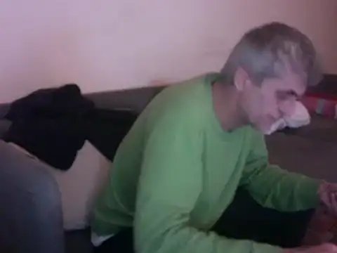 Snapshot of skossa777 chatting on December 3, 12:06 pm skossa777 online show from December 3, 12:06 pm