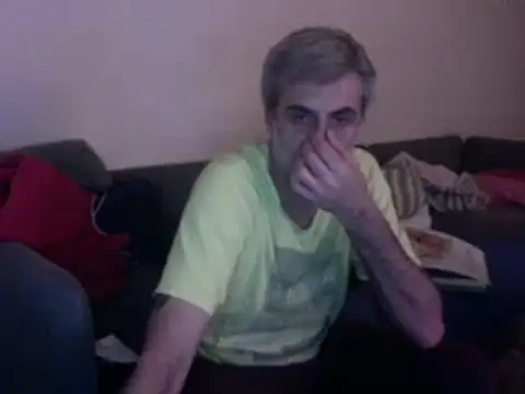 Snapshot of skossa777 chatting on December 21, 7:38 pm skossa777 online show from December 21, 7:38 pm