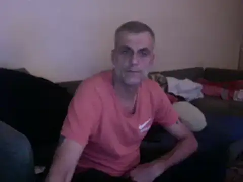 Snapshot of skossa777 chatting on January 2, 7:29 pm skossa777 online show from January 2, 7:29 pm