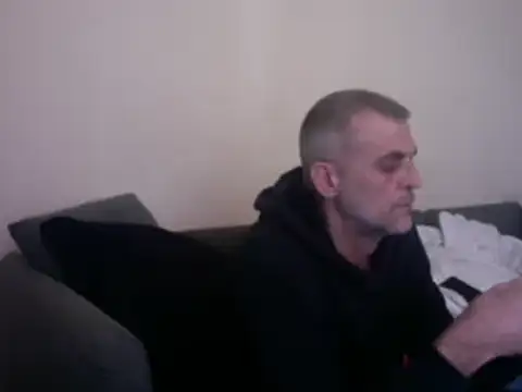 Snapshot of skossa777 chatting on January 3, 12:30 pm skossa777 online show from January 3, 12:30 pm