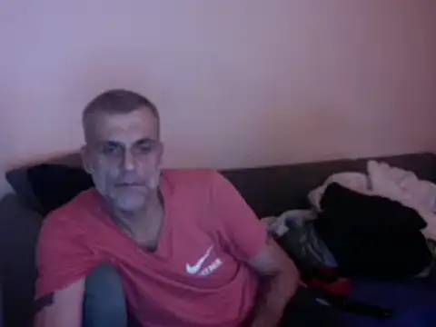 Snapshot of skossa777 chatting on January 3, 5:53 pm skossa777 online show from January 3, 5:53 pm