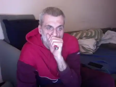 Snapshot of skossa777 chatting on February 17, 6:15 pm skossa777 online show from February 17, 6:15 pm