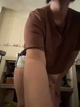 Snapshot of karenlennox1 chatting on December 4, 7:00 pm karenlennox1 online show from December 4, 7:00 pm