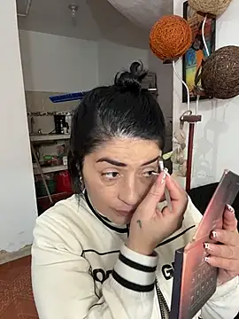 Snapshot of karenlennox1 chatting on December 13, 8:58 pm karenlennox1 online show from December 13, 8:58 pm