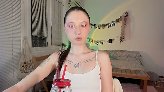 Snapshot of Jenny_darling_love chatting on January 23, 7:07 pm Jenny darling love online show from January 23, 7:07 pm