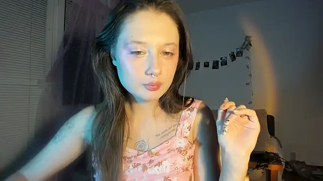 Jenny darling love online show from November 20, 7:35 pm