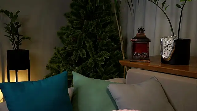 EdlinHargus online show from February 1, 6:10 am