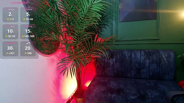 Snapshot of emilybaboo chatting on March 10, 4:14 pm emilybaboo online show from March 10, 4:14 pm