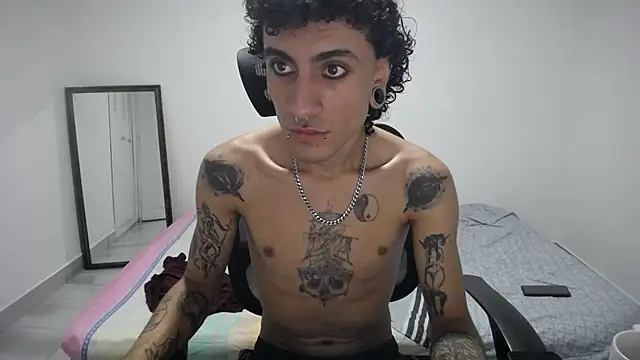 present the magic online show from April 26, 4:43 am