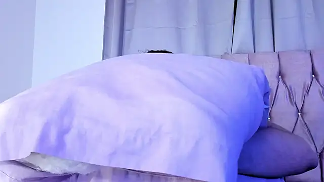 Snapshot of Ashley_piinkk_ chatting on February 25, 7:20 am Ashley piinkk online show from February 25, 7:20 am