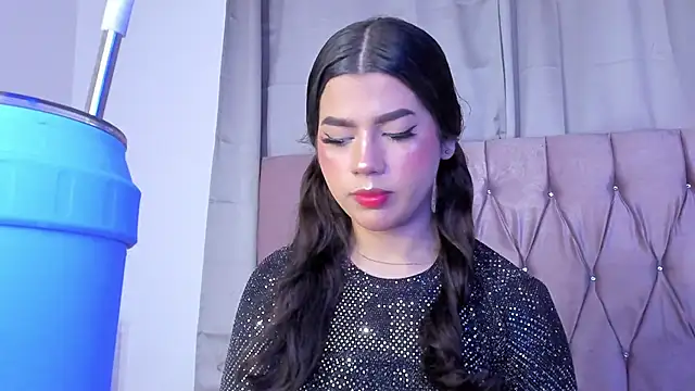 Snapshot of Ashley_piinkk_ chatting on March 20, 12:00 pm Ashley piinkk online show from March 20, 12:00 pm