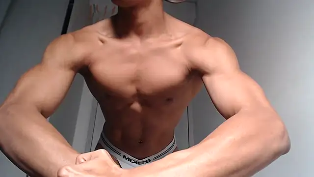 Snapshot of Jhonyblack_1 chatting on May 23, 12:09 pm Jhonyblack 1 online show from May 23, 12:09 pm