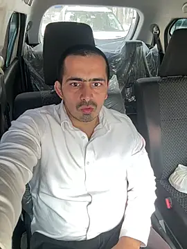 shivani0999 online show from February 20, 10:05 am