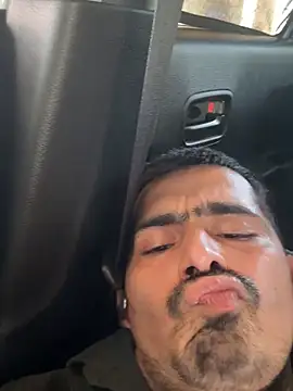 shivani0999 online show from April 21, 4:52 am