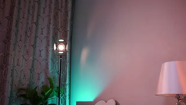 Snapshot of UmaTruewoman chatting on January 22, 12:27 pm UmaTruewoman online show from January 22, 12:27 pm