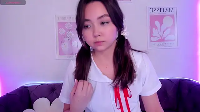 Fluffy Rose online show from January 19, 7:57 am