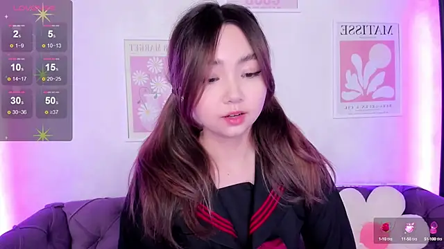 Fluffy Rose online show from March 10, 1:45 am