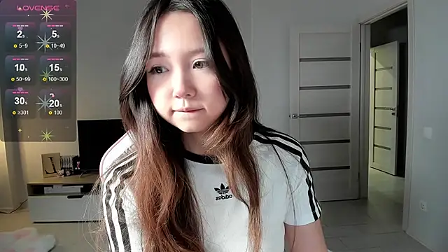 Fluffy Rose online show from February 19, 3:35 am