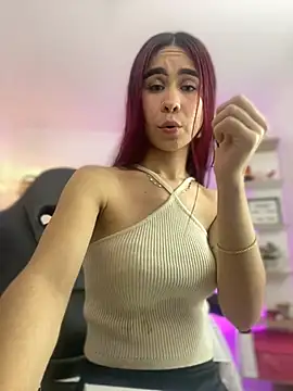 gabriiellaa   online show from March 12, 7:59 pm