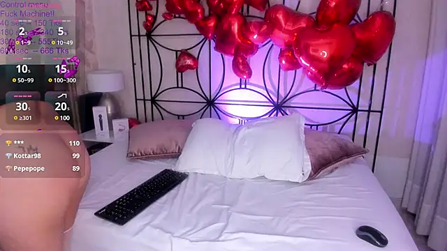 Snapshot of Paiige_peach chatting on January 30, 2:15 pm Paiige peach online show from January 30, 2:15 pm