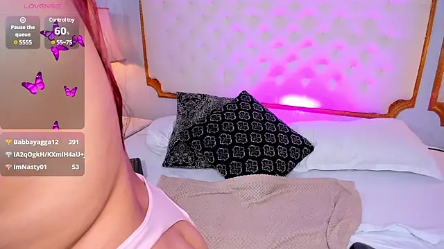 Snapshot of Paiige_peach chatting on February 28, 2:20 pm Paiige peach online show from February 28, 2:20 pm