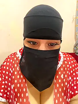 Snapshot of mari_layali chatting on November 15, 1:07 pm mari layali online show from November 15, 1:07 pm