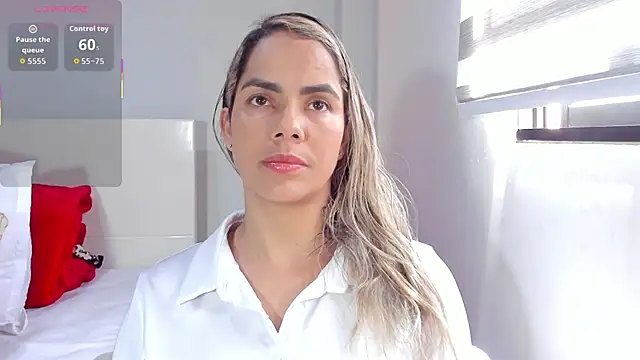 ClaraMariaMon online show from October 19, 3:34 pm