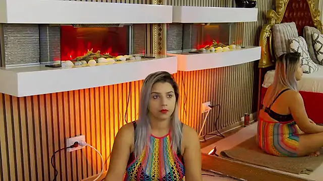 Snapshot of SweetMissXXX chatting on November 1, 9:44 am SweetMissXXX online show from November 1, 9:44 am