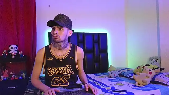 Brutal Sex Fucking online show from January 7, 10:23 pm