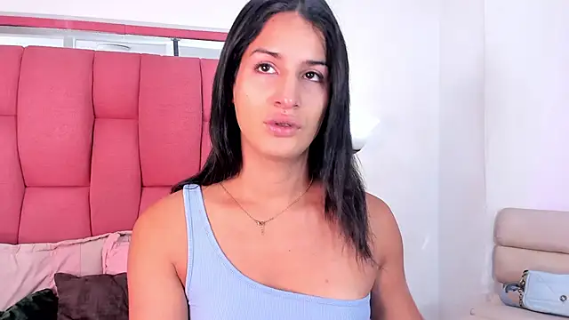 jennifer ts online show from February 6, 2:26 pm