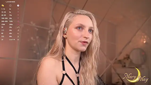 marylunamay online show from March 16, 5:24 am