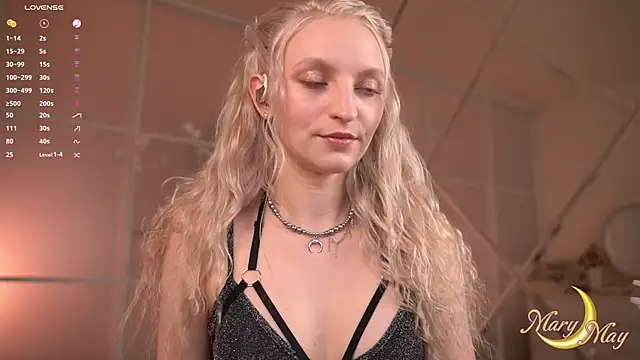 marylunamay online show from March 28, 4:23 am