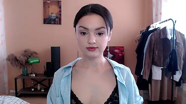 CuteRuby99 online show from February 4, 5:35 am