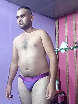 Snapshot of travieso2893 chatting on December 27, 7:14 pm travieso2893 online show from December 27, 7:14 pm